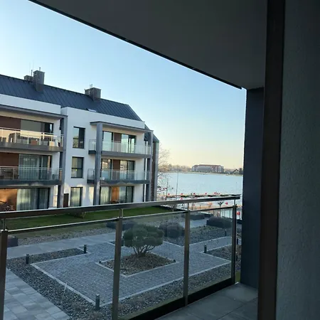 Apartment R-escape