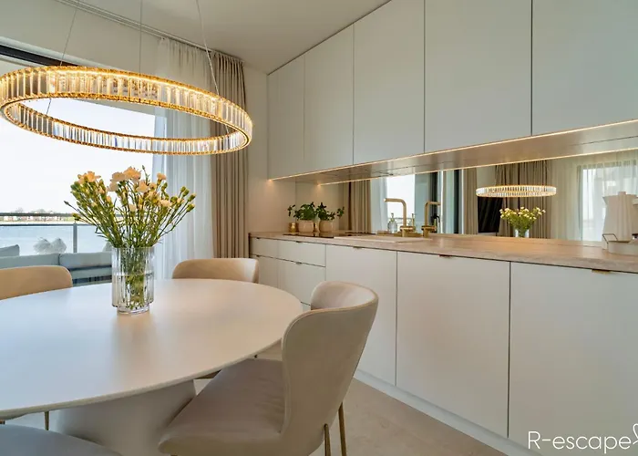 R-escape * 奥斯特罗达